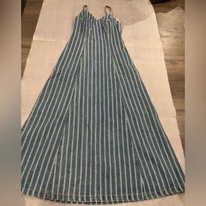 [Sz5/US:XS]DK Fish Spaghetti Striped Blue and White Maxi Denim Dress